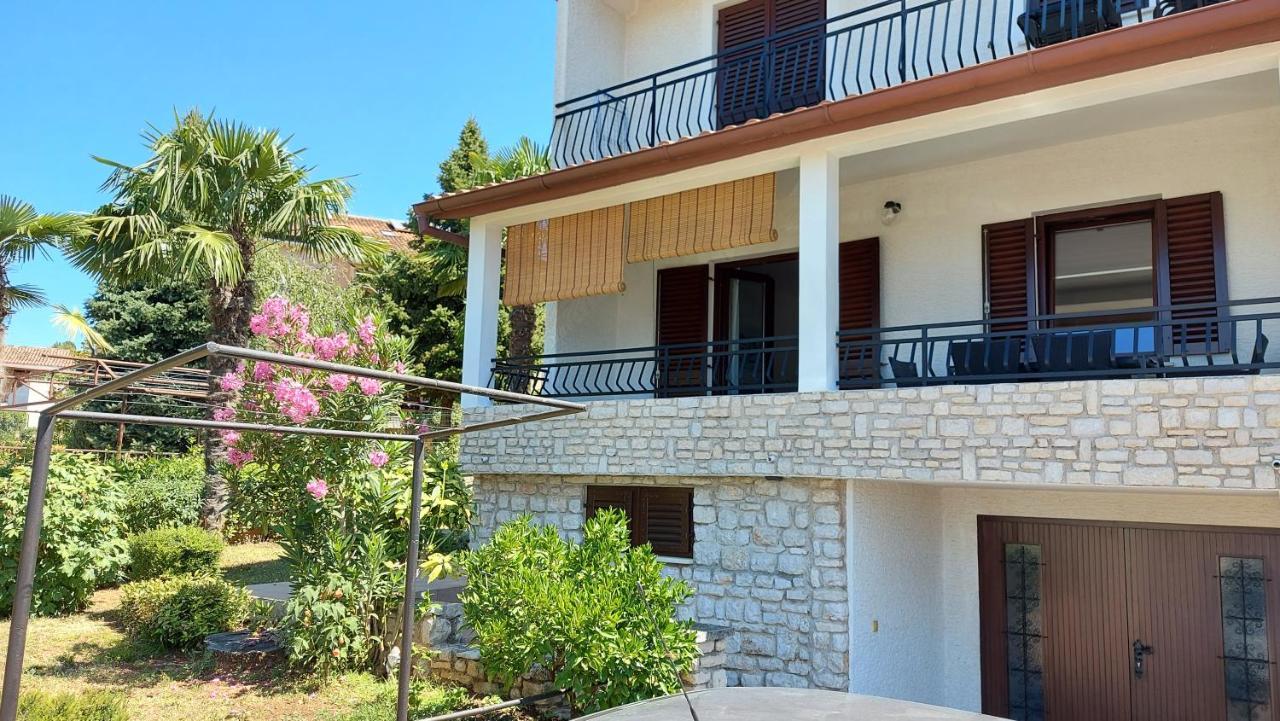 Apartments Nina, Pinta & Santa Maria Nova Vas  Kültér fotó
